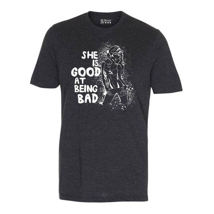 She is good at being bad... Fås i flere farver...
