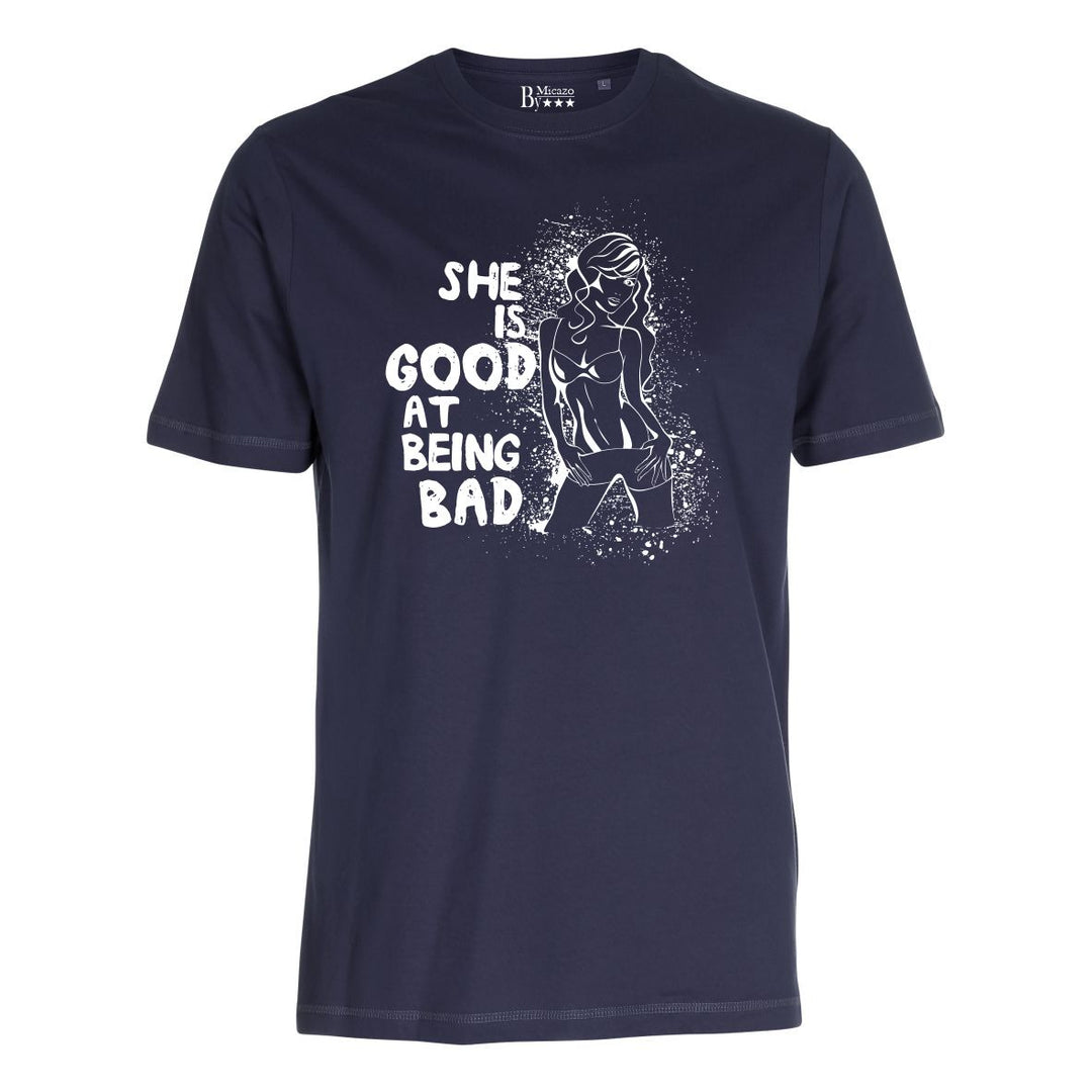 She is good at being bad... Fås i flere farver...
