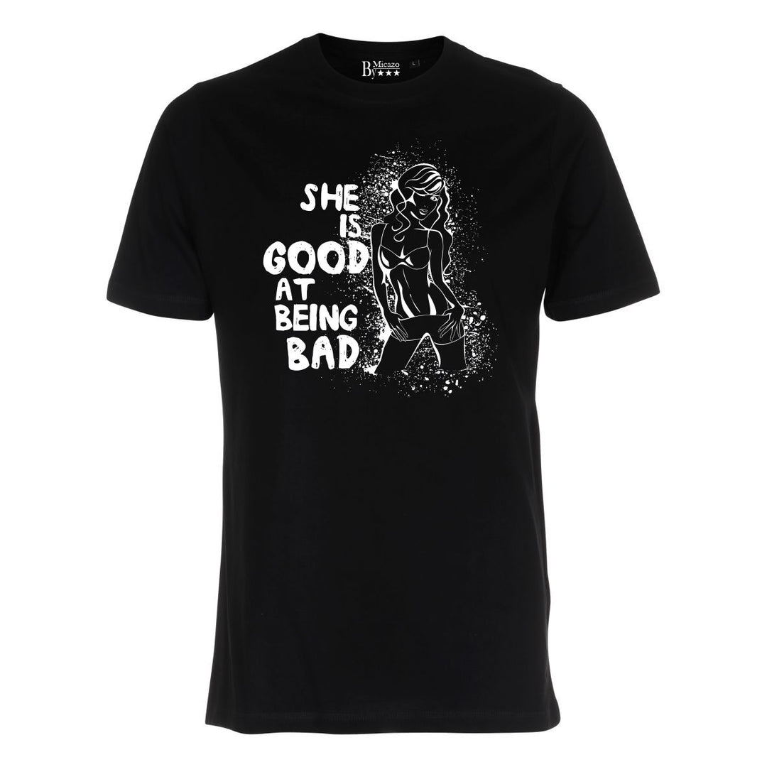She is good at being bad... Fås i flere farver...